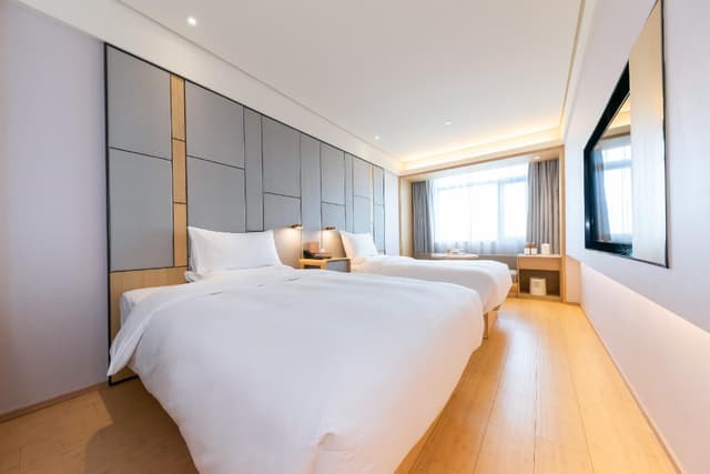 Huazhu - Family Room