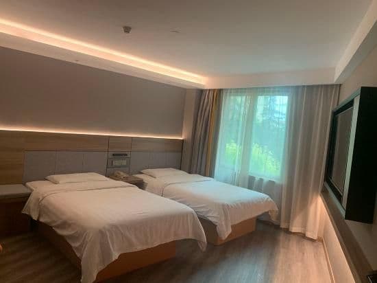 HOM - Twin Bed Room