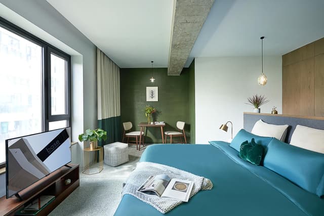 Boutique King Room