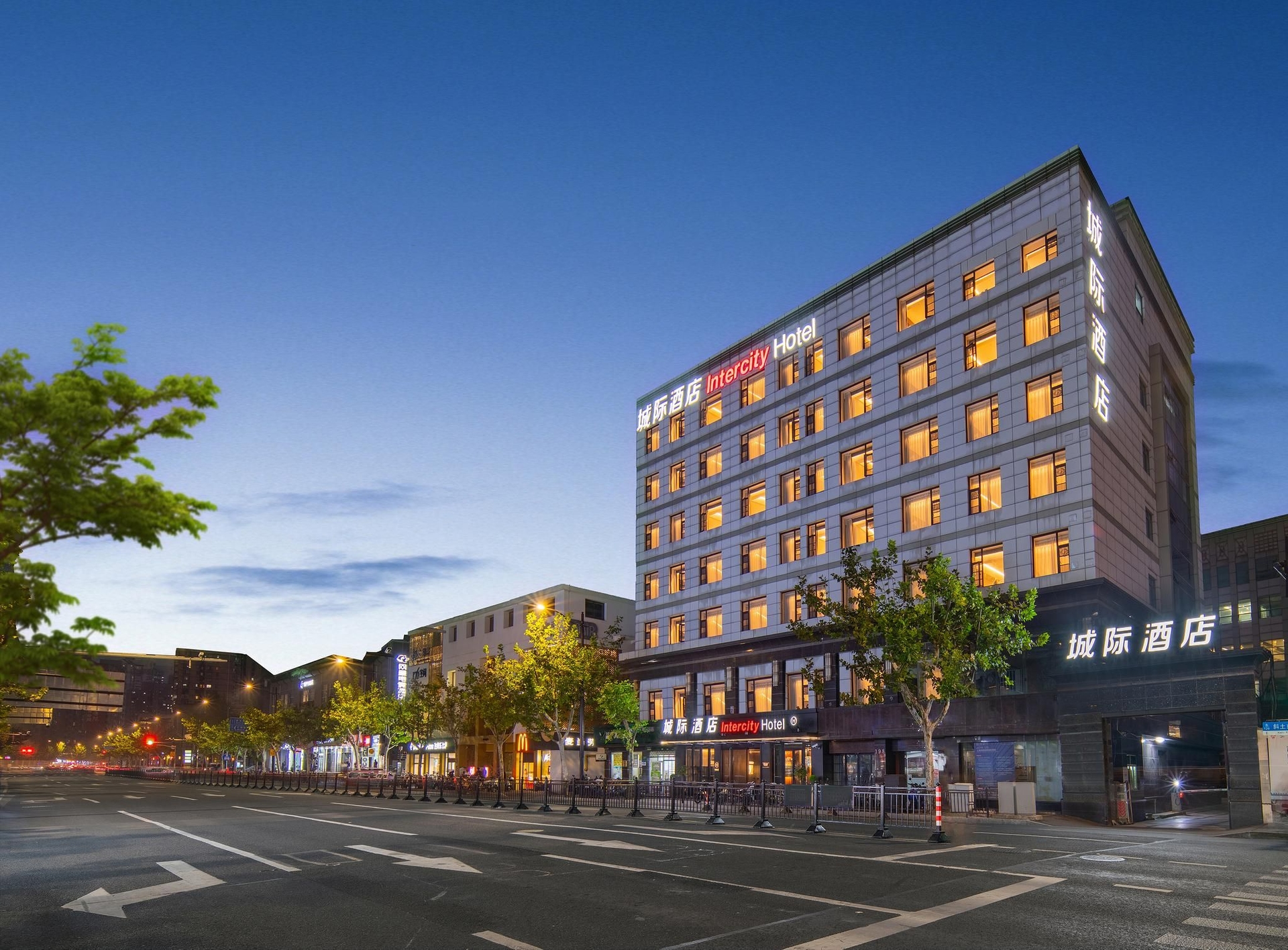 โรงแรมอินเตอร์ซิตี้ เซี่ยงไฮ้ ซีจ้าง เซาท์โร้ด (Intercity Hotel Shanghai Xizang South Road)0