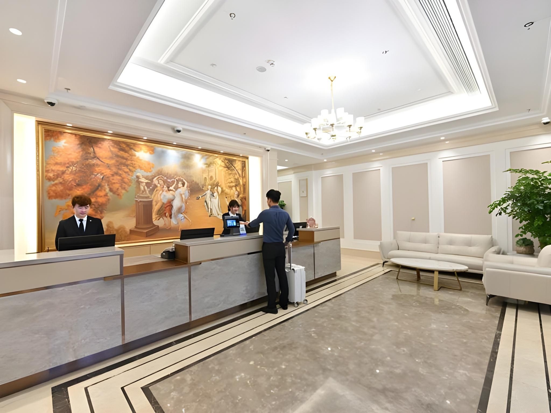 Vienna Hotel Shanghai Nanjing Road Pedestrian Street1