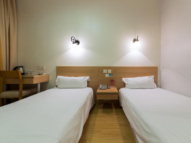 Economy Twin Room