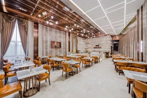 Yitel Premium Shanghai People's Square Nanjing Road Pedestrian Street3