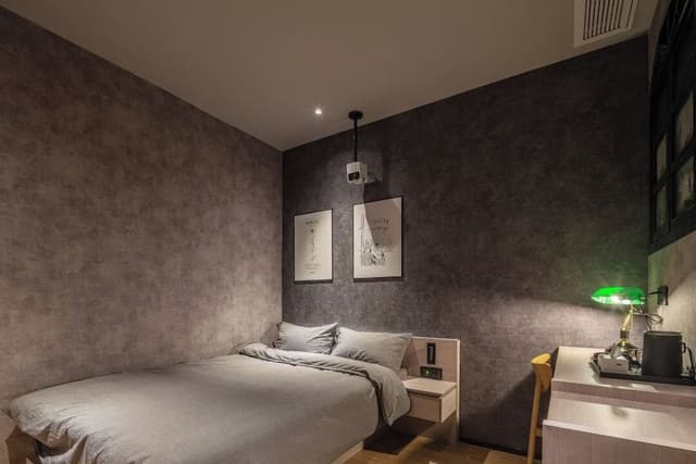 Basic Double Room, 1 Queen Bed