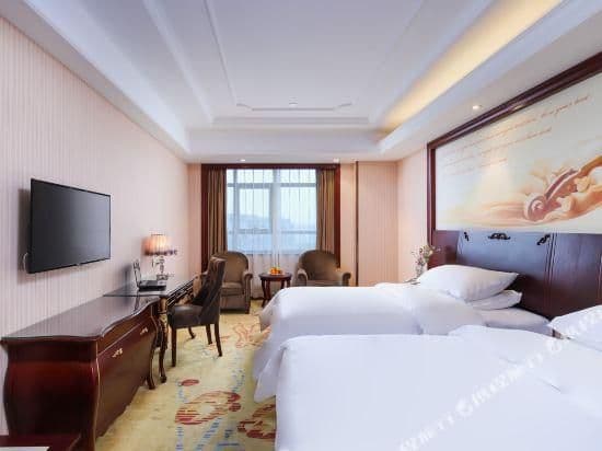 Vienna - Deluxe Room