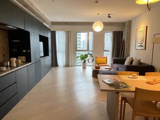 1-Bedroom Room