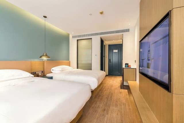 Twin Deluxe Room