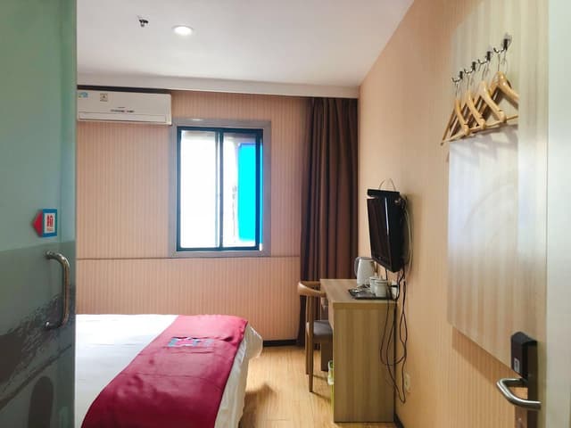 Select Bed Room