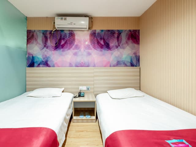 PAI Huixuan Twin Room