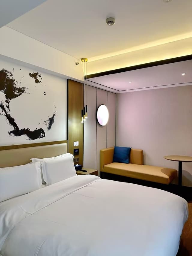 GTI - 1 Bed Guest Room, 1.5M Bed