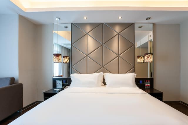 Huazhu - Superior BedRoom