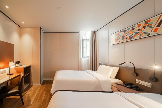 Huazhu - Twin Room