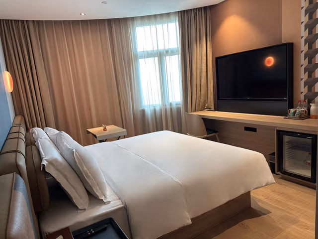 Huazhu - Superior BedRoom