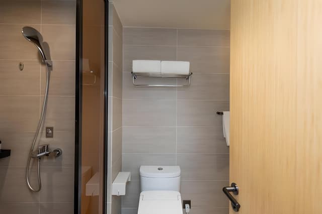 2 Bed Twin Superior Room
