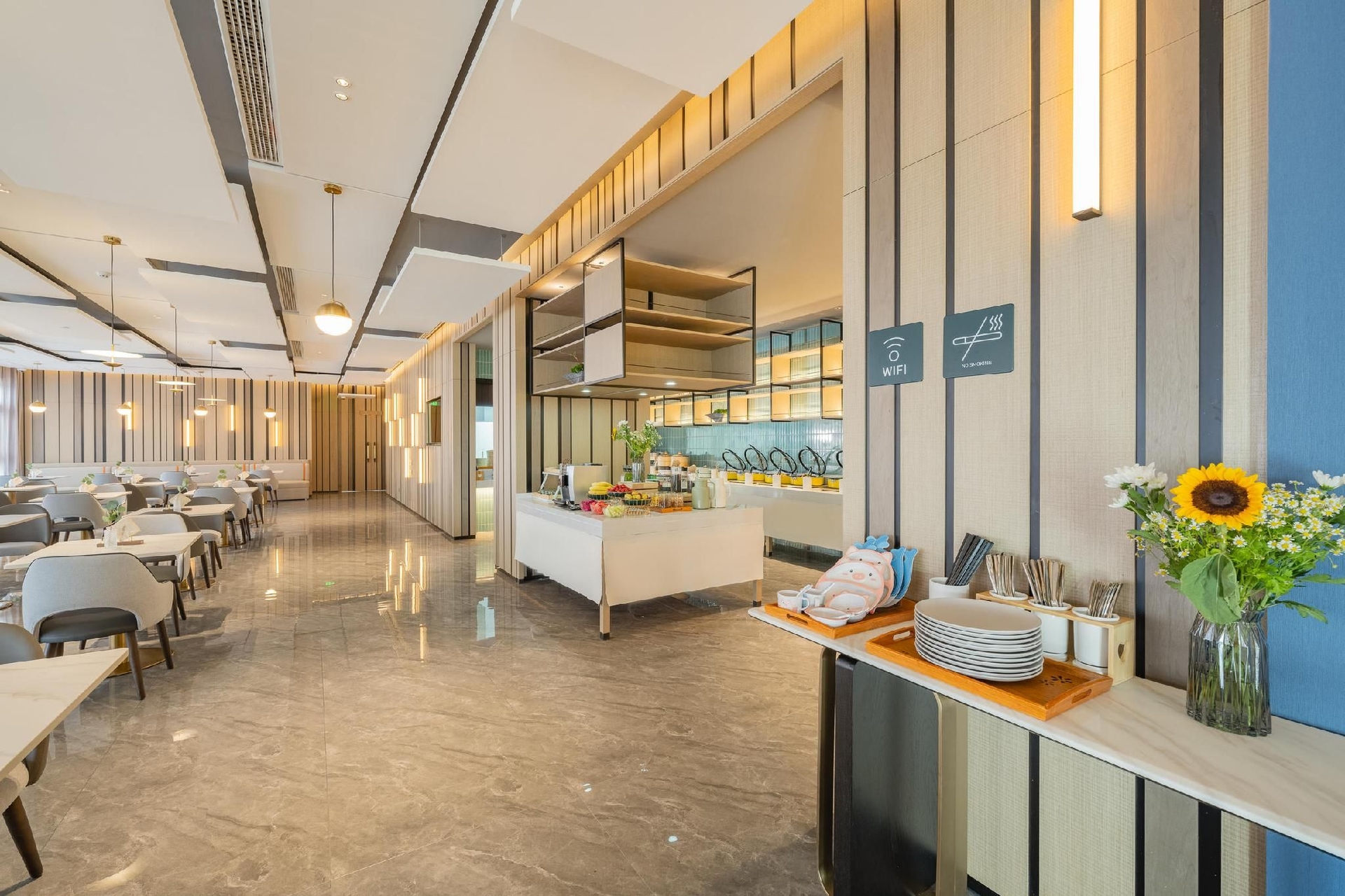 Atour Hotel Shanghai Jiading Juyuan Intelligent Center3