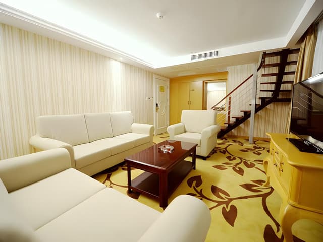 Executive Suite