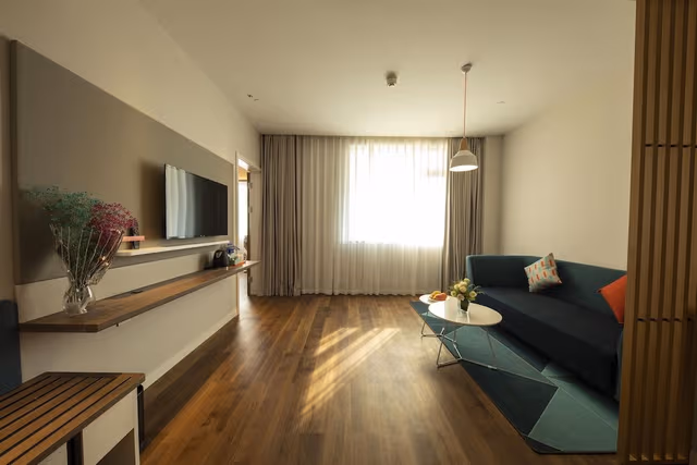 Suite, 1 King Bed