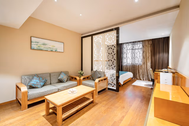 Rezen - 2 Bedrooms Premier Chess Suite