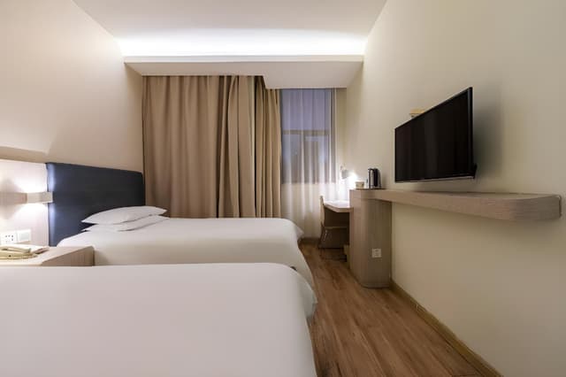 Twin Room (No Window)