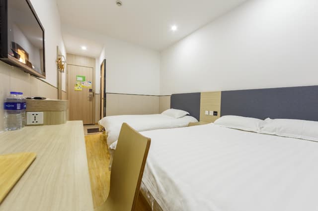 Huazhu - Family Room