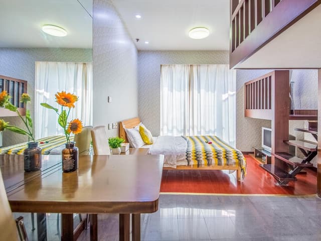 Continental Deluxe Suite