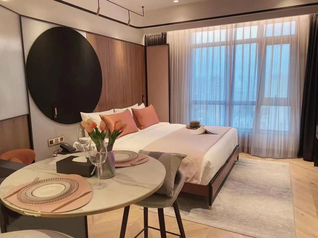 1-Bedroom Deluxe Apartment