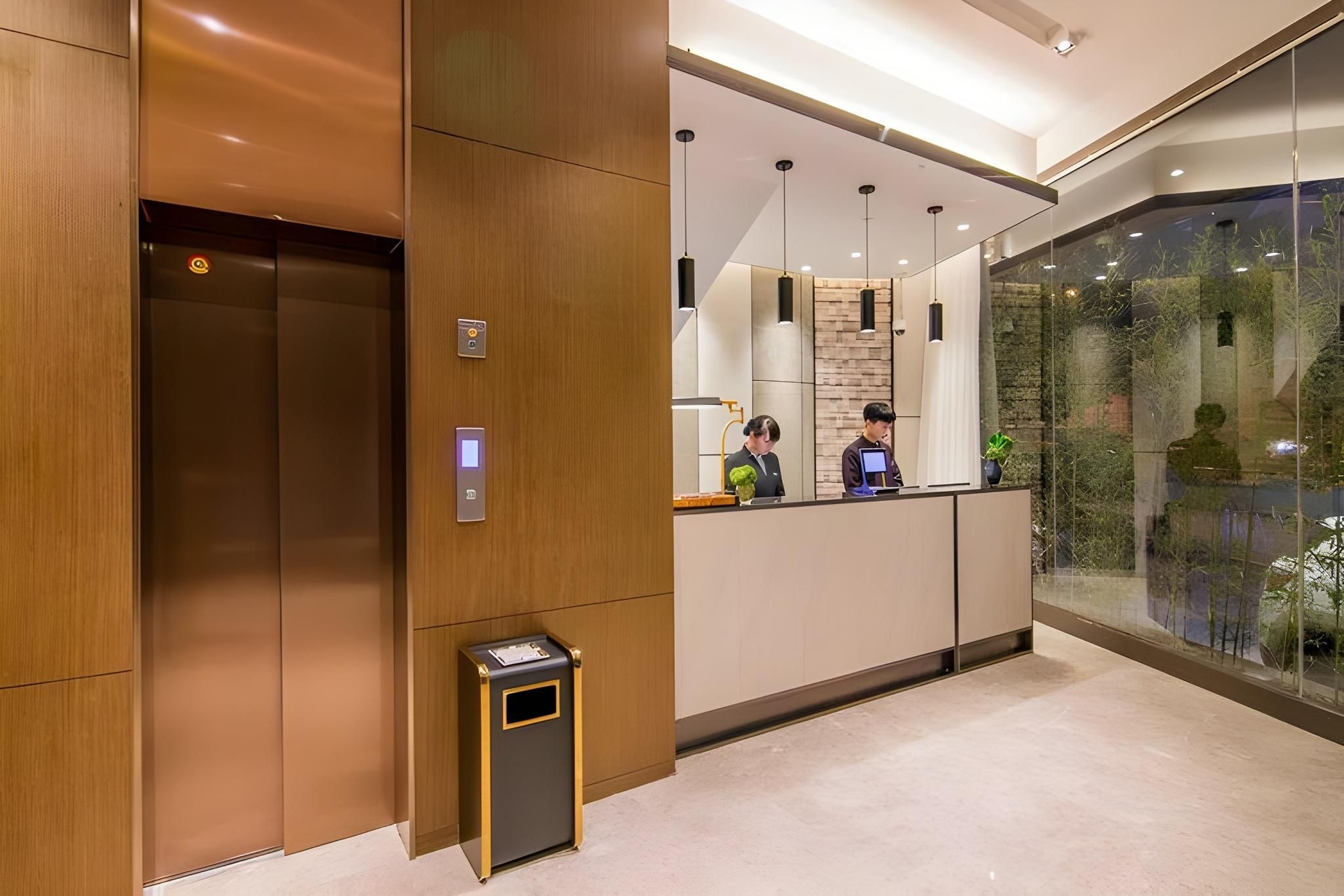Home Inn Plus Shanghai Zhongshan Park Jiangsu Road Metro Station4