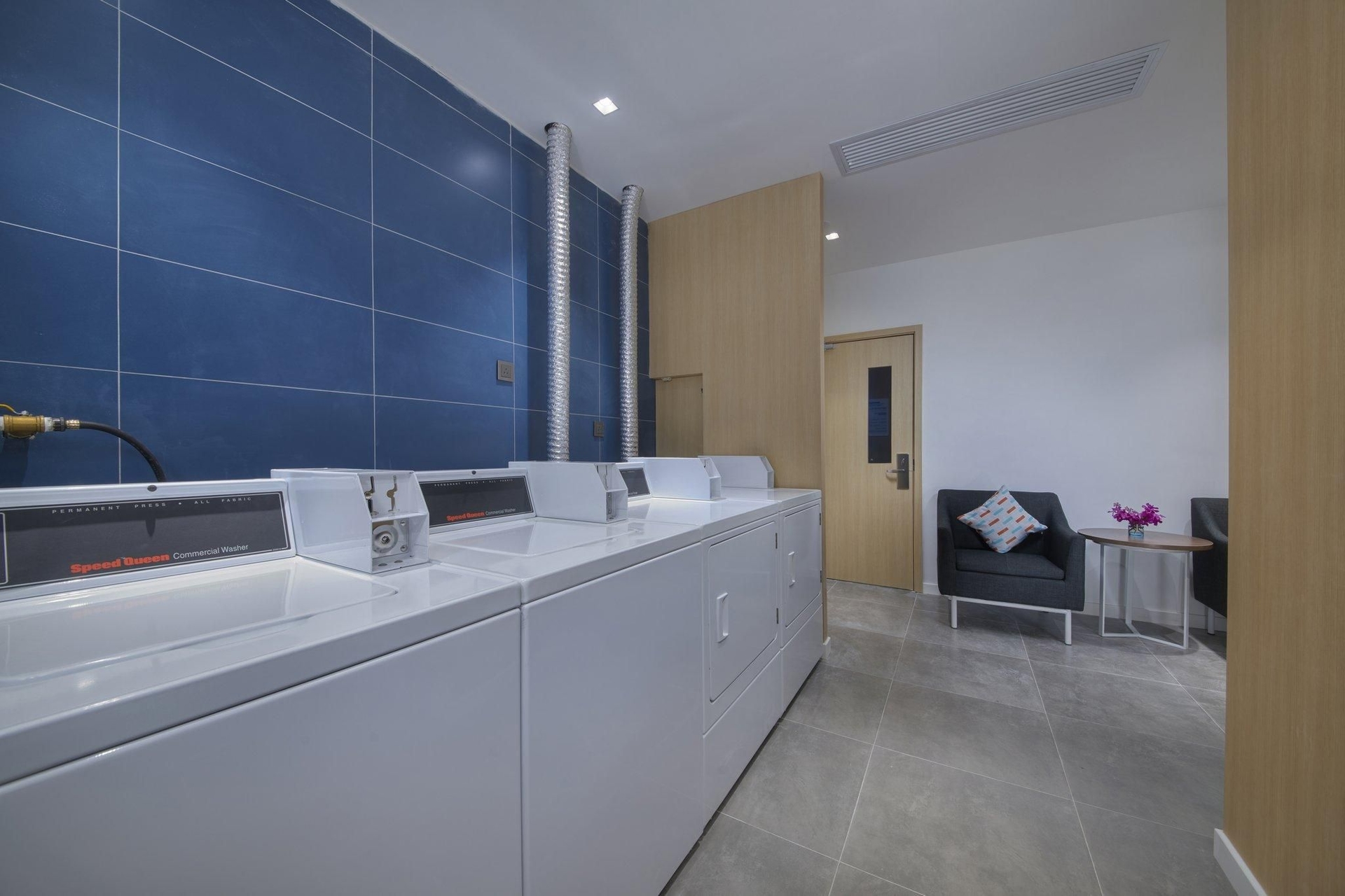 Holiday Inn Express Shanghai Jinshan1