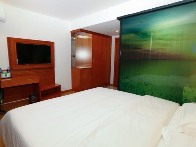GTI - Yiran Superior Twin Room