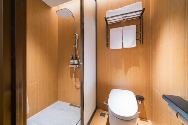 Huazhu - Room With Bed