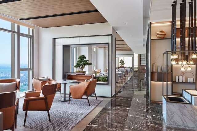 Suite, 1 King Bed