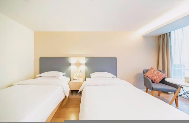 Huazhu - Twin Room