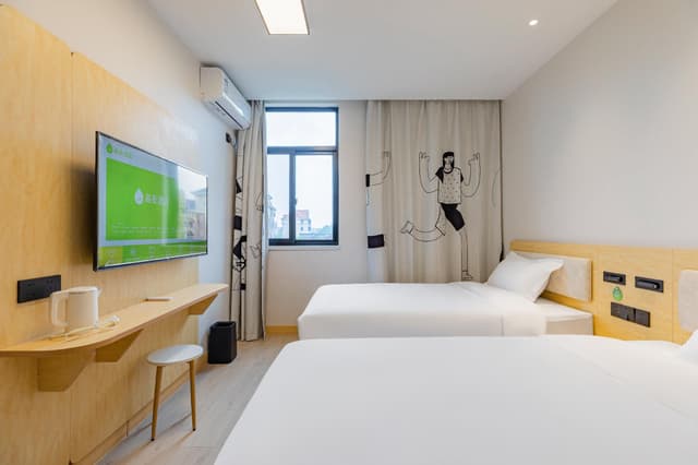 Huazhu - Business Twin Room