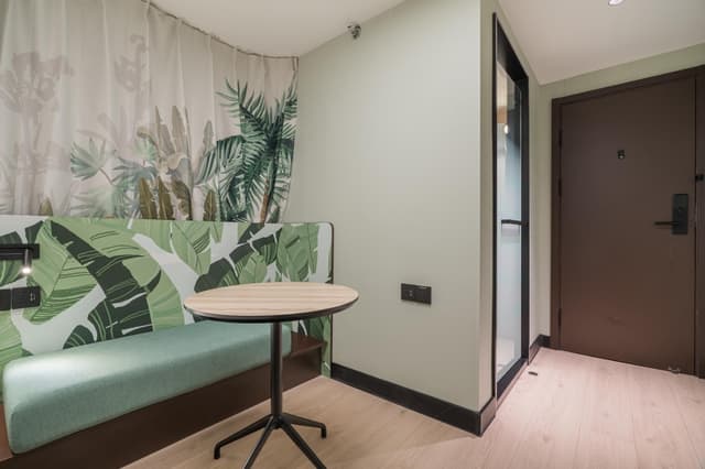 Huazhu - Shushi Bed Room