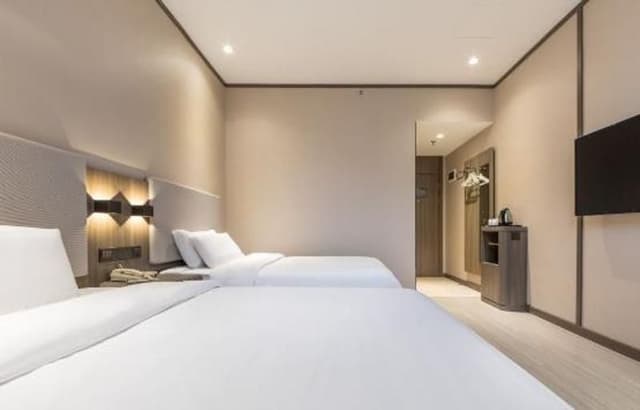 Twin Superior Room
