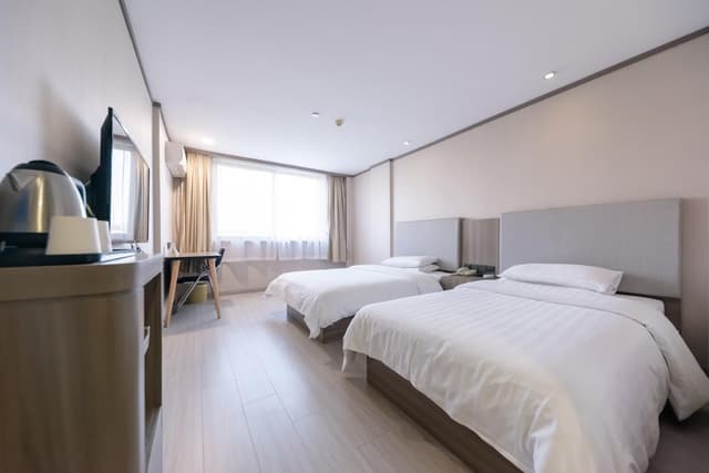 Twin Superior Room