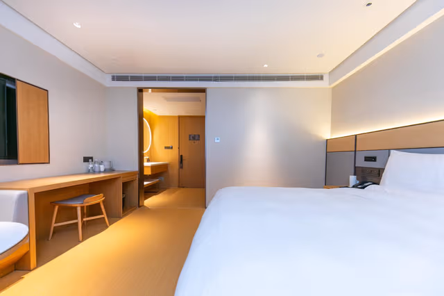 Huazhu - Destress Superior Bed Room