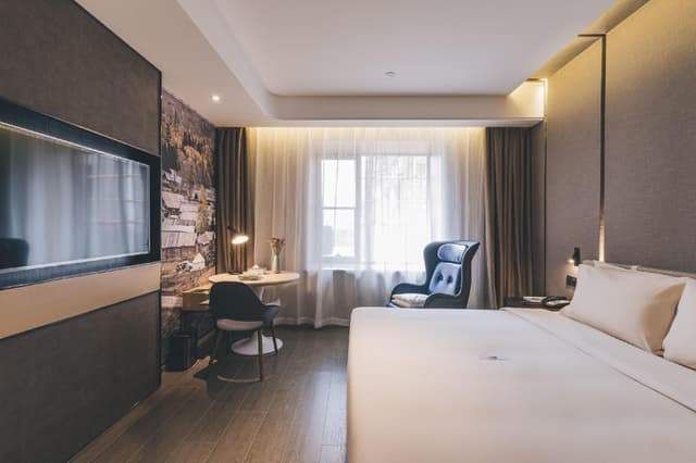 Executive room, Guest room, 1 Queen