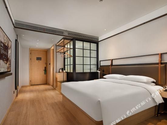 โรงแรมถงไป่ เซี่ยงไฮ้ ผูตง ศูนย์นิทรรศการนานาชาติแห่งใหม่ (Tongpai Hotel Shanghai Pudong New International Expo Center)3
