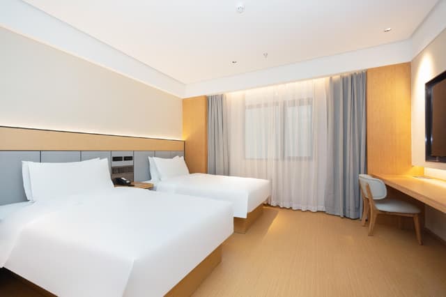 Huazhu - Twin Room A