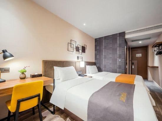 HOM - Twin Bed Room