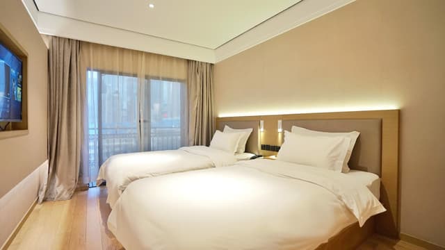 Huazhu - Business Twin Room