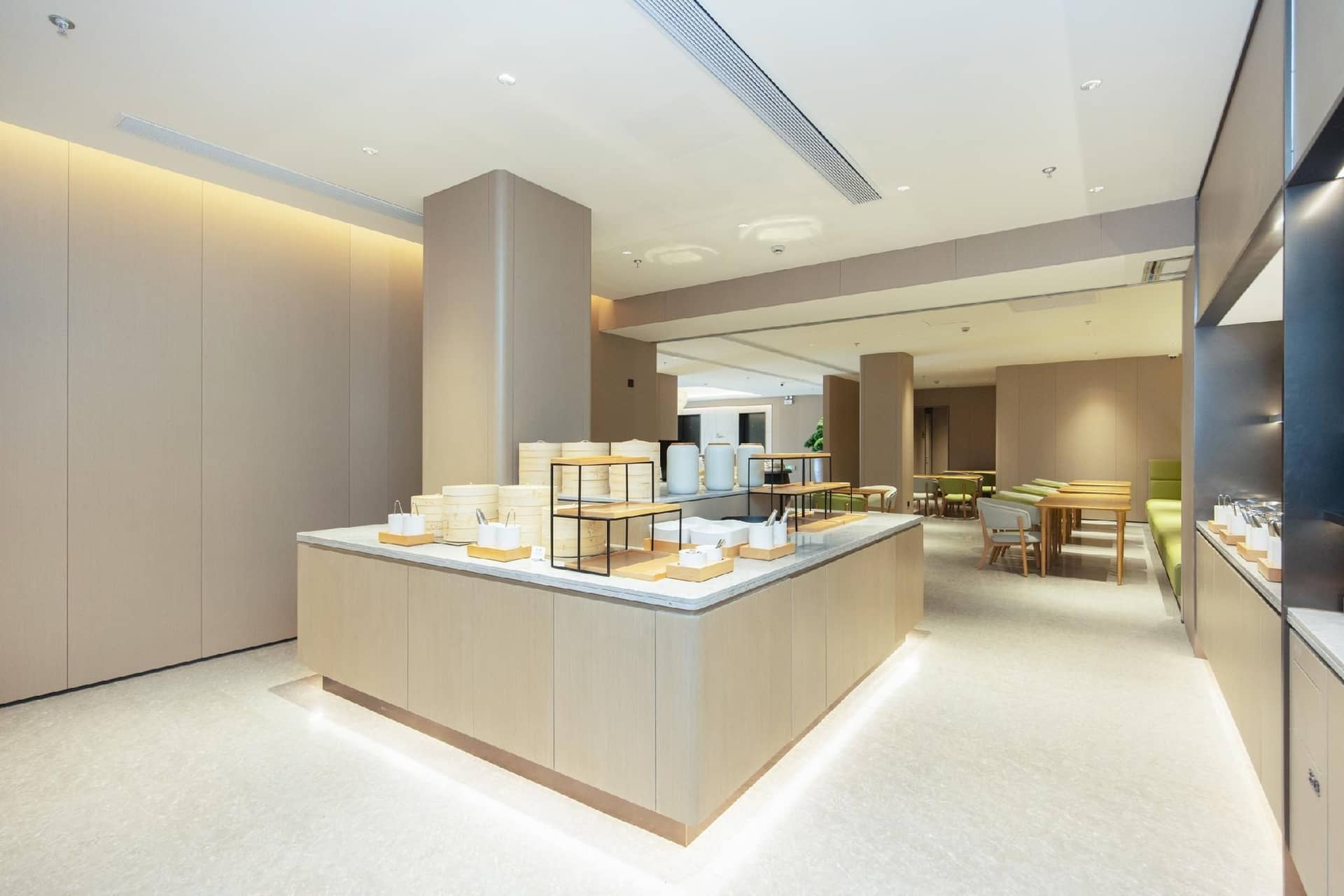 Ji Hotel Shanghai Houtan Metro Station Ji Hotel Shanghai Houtan Metro Station