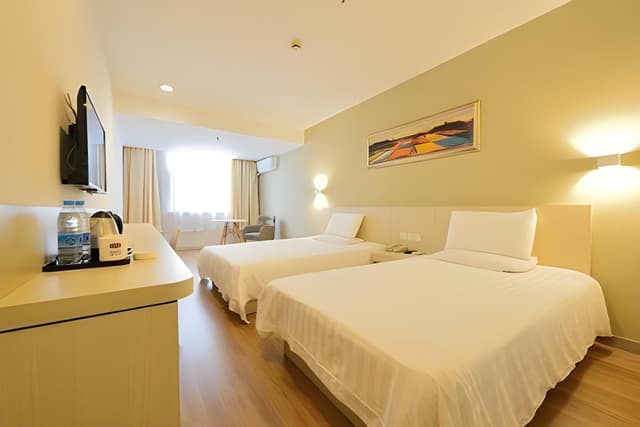 Huazhu - Family Room