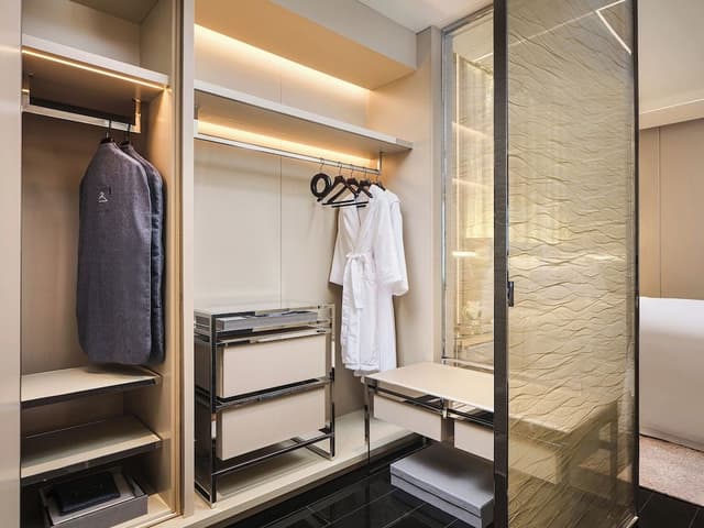 Jin Jiang Suite