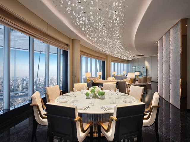 Shanghai Suite