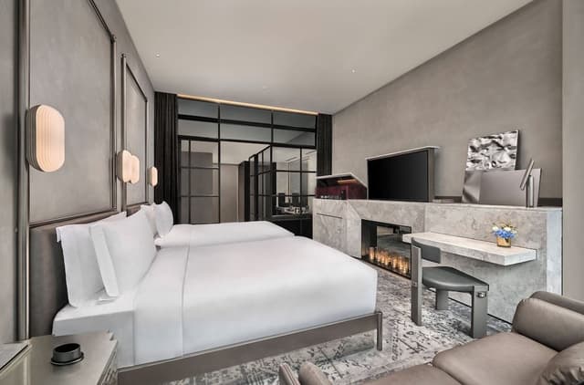 Room, 2 Twin Beds (Essential)