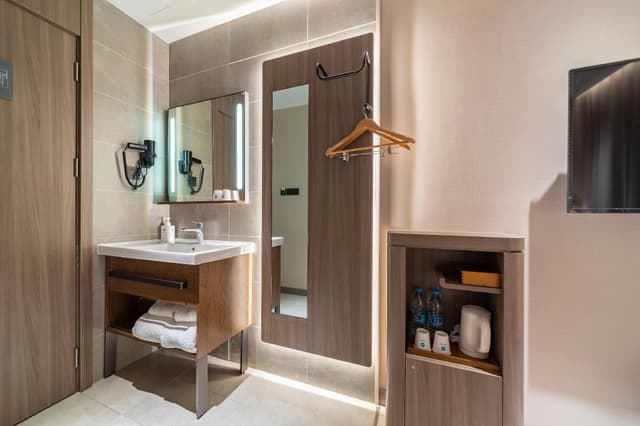 Huazhu - Superior BedRoom