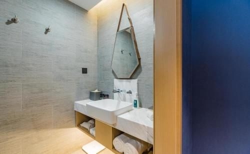 Atour S Hotel Shanghai Oriental Pearl Tower4