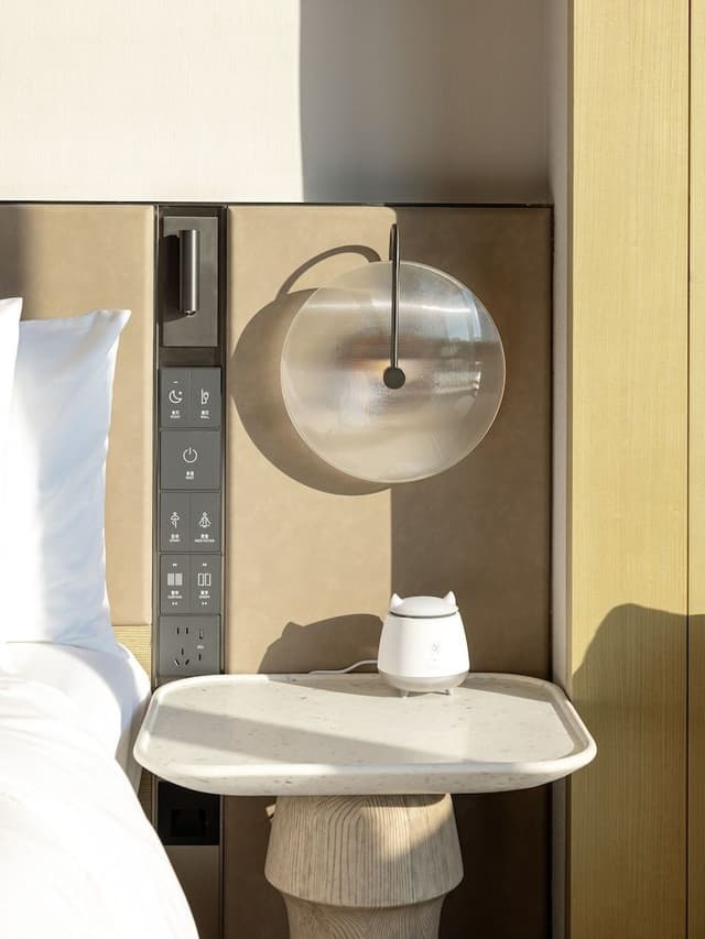Standard Room, 1 King Bed, Garden View